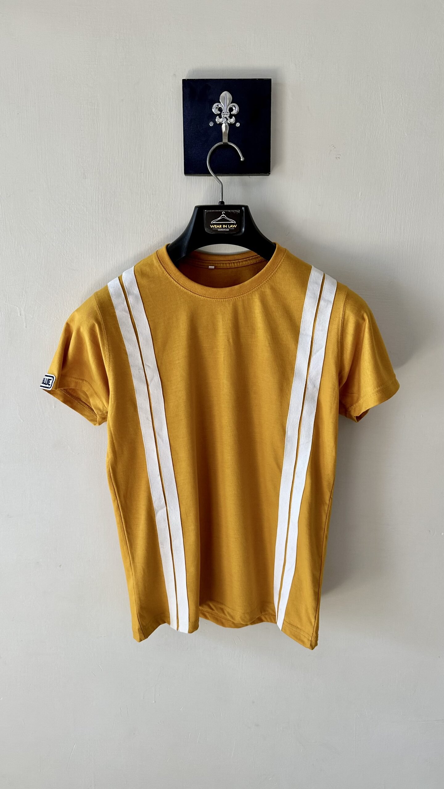 Double strip mustard mens smart-fit tshirt