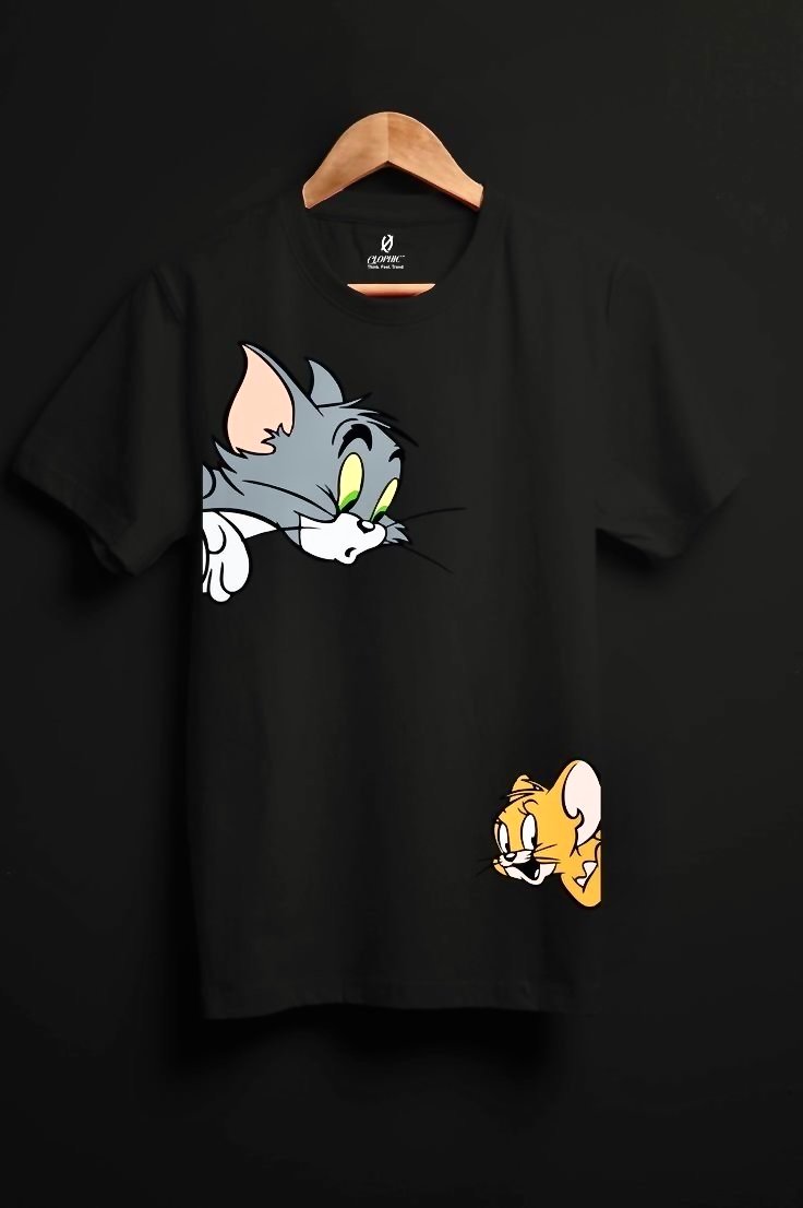 Tom & jerry print graphic tshirt.