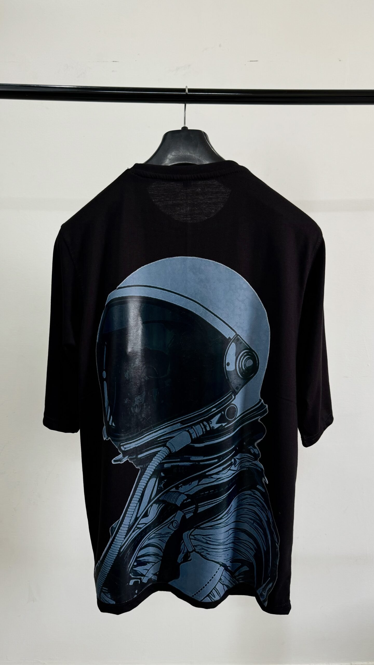 Astronaut oversize graphic tshirt
