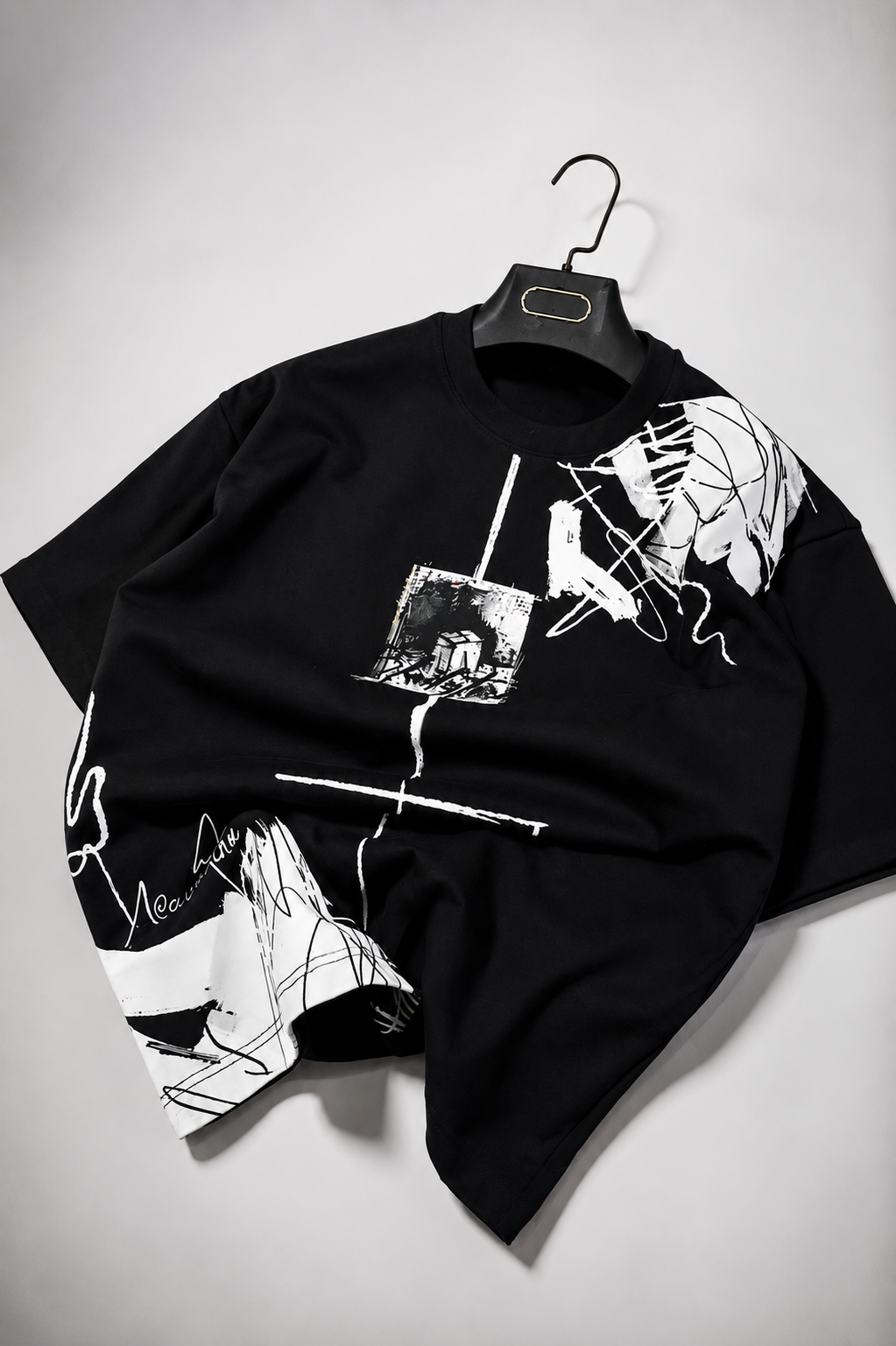 The Scribble Oversize T-shirts - Image 2